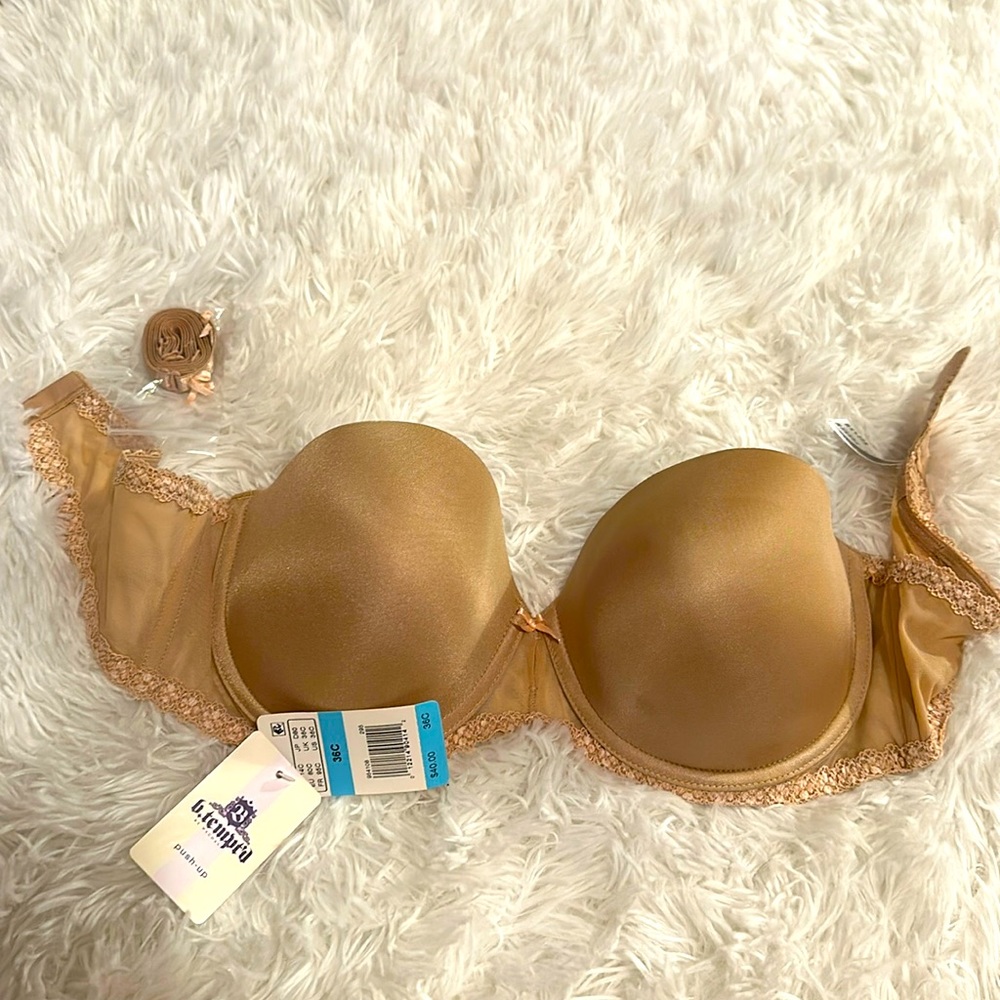 NWT 36C push up bra beige b.tempt’d by Wacoal